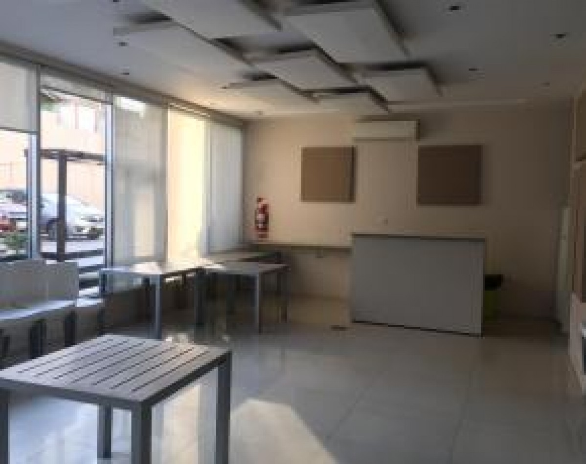 Alquiler. Villa Crespo. Amplio Monoambiente. Amenities. Balcon aterrazado