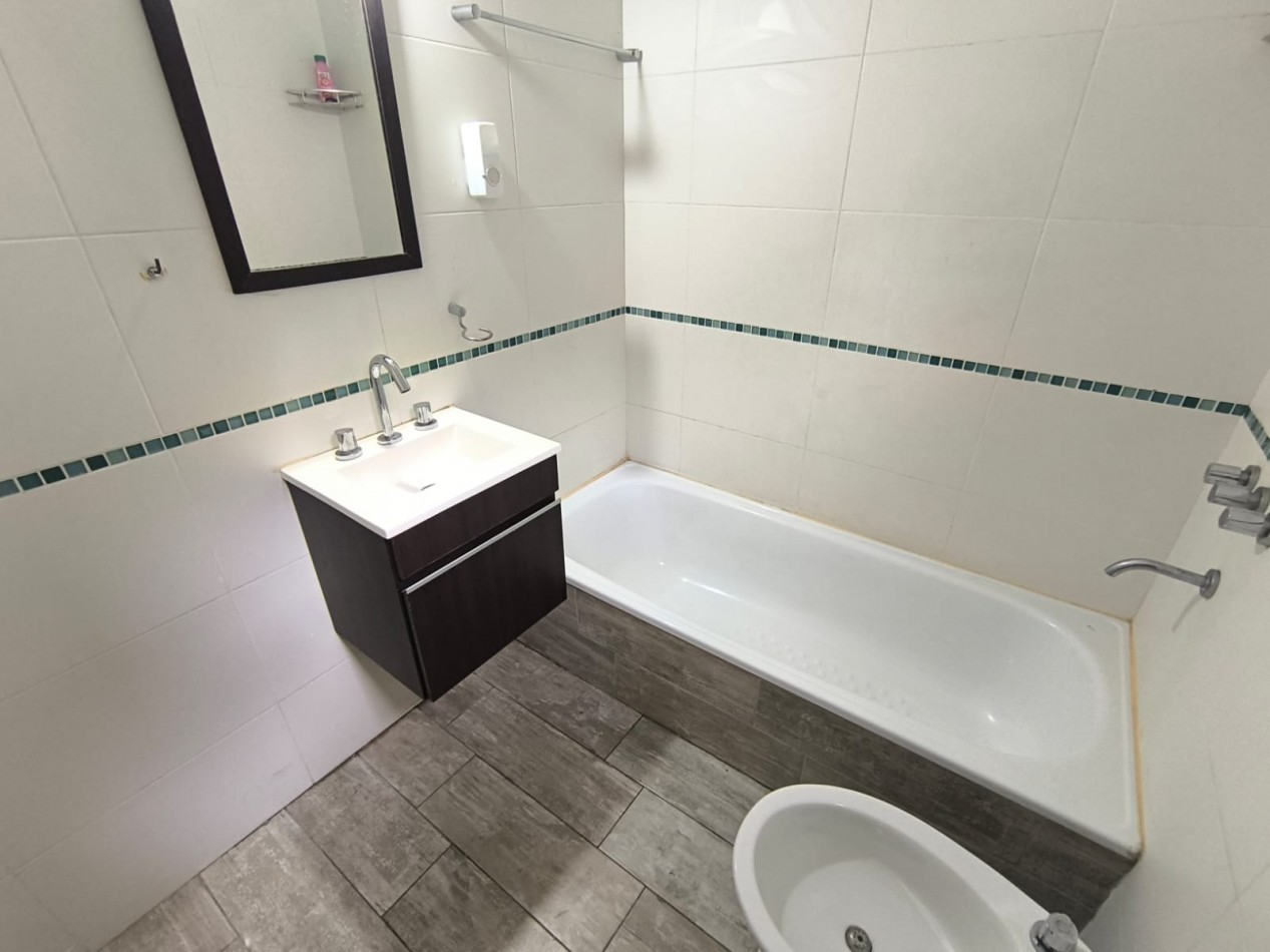 PH Venta. al frente. Villa Urquiza, Coghland. Nuevo. Terraza Propia
