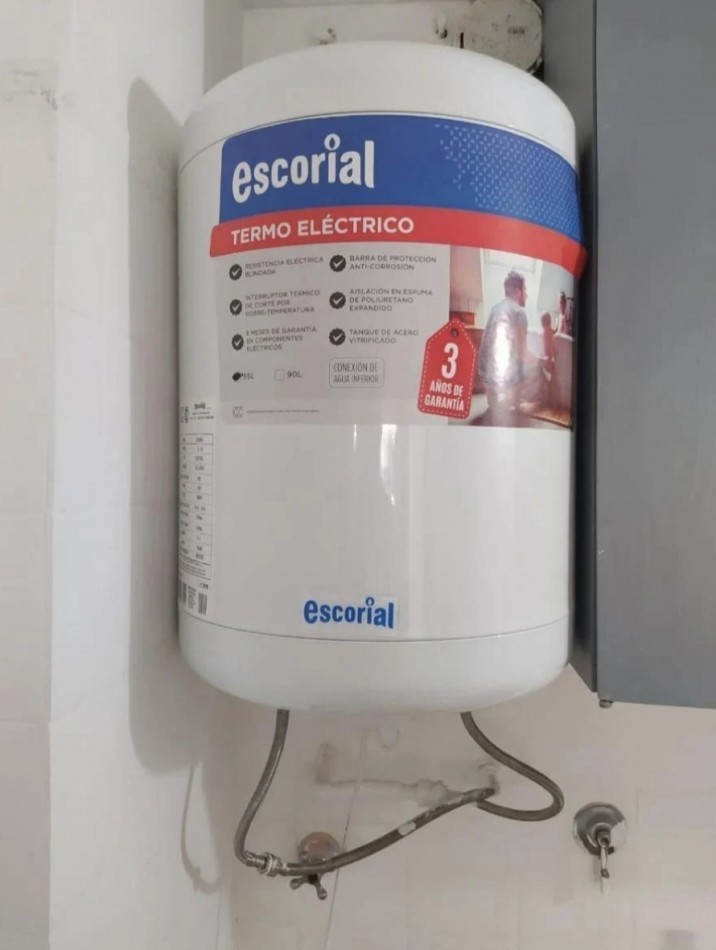 Recoleta. En venta. Monoambiente amplio. Luminoso. Bajas expensas