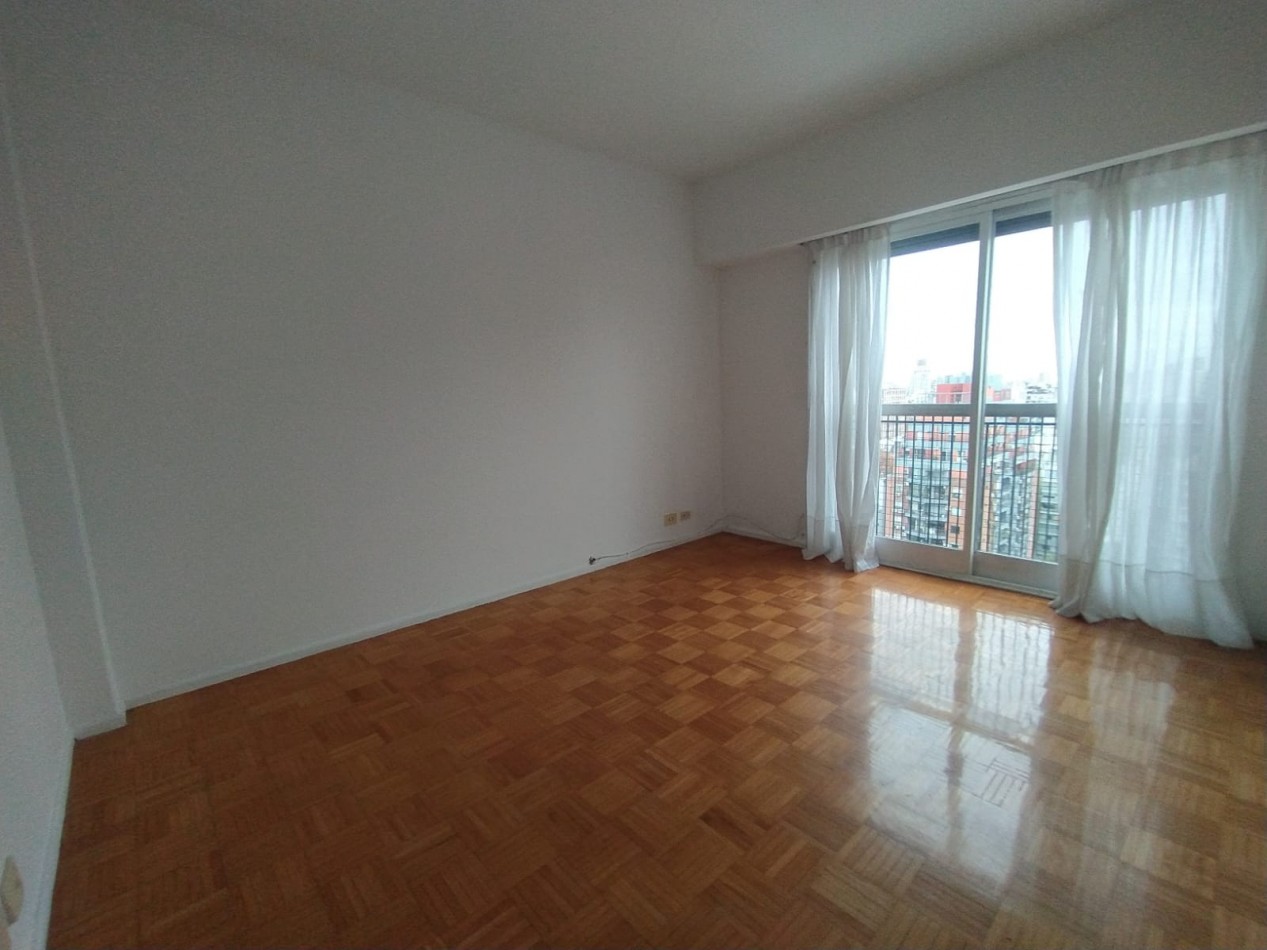 Departamento en alquiler. Palermo. Piso Alto, super luminoso con vista a la Ciudad. Bajas expensas. ¿Algo mas?