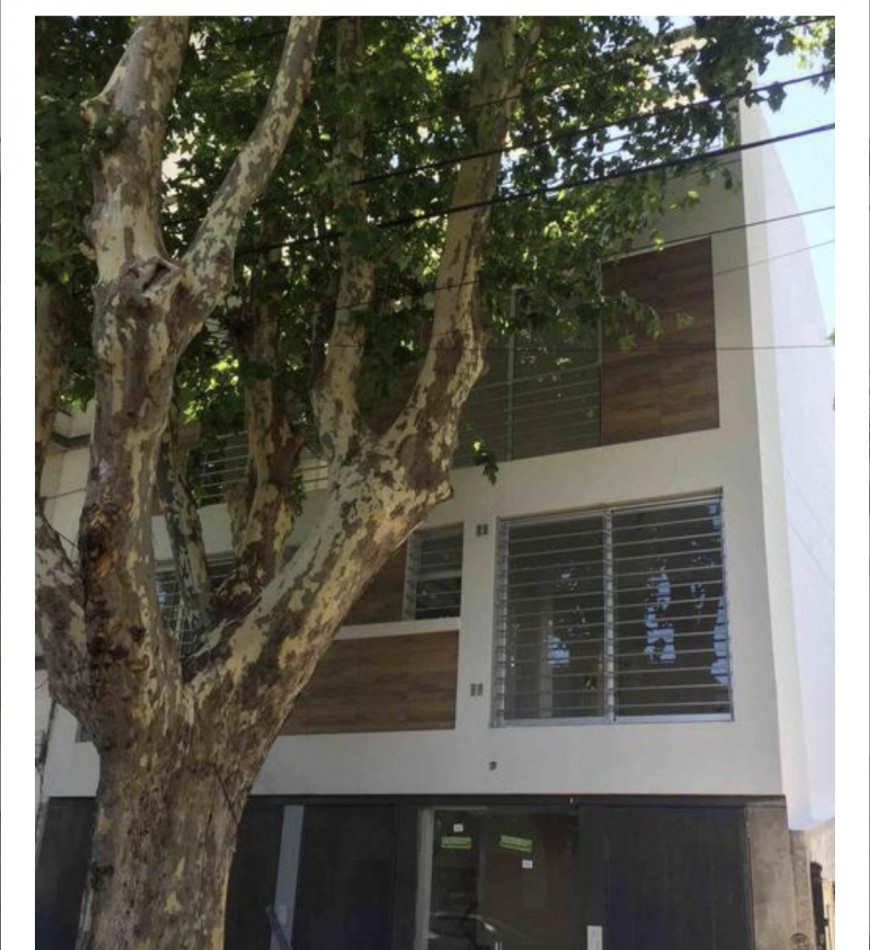 PH en venta. Villa Urquiza. Terraza propia. Sin expensas