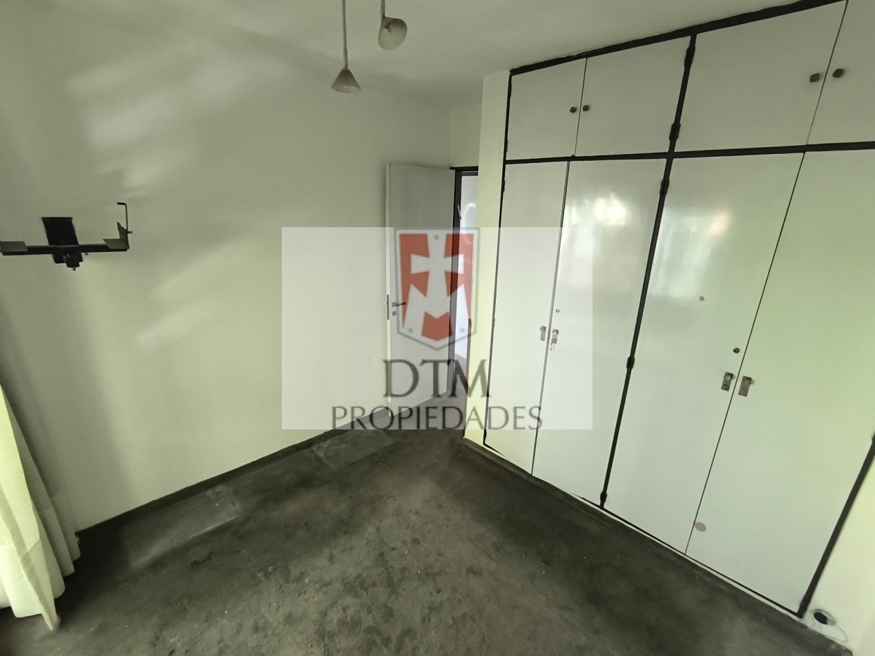 Barrio Norte, Alquiler, 4 ambientes, con Balcon corrido. 