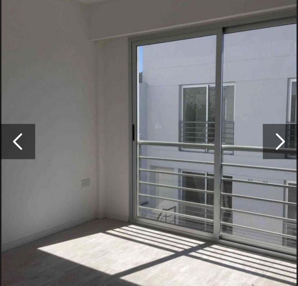 Saavedra. PH en VENTA Terraza propia. Sin expensas